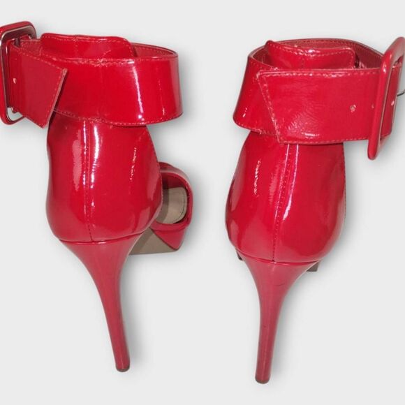 Steve Madden Womens Shoes Sz 9.5 Stiletto High Heel Red Patent Dressy Ankle Stra - Picture 2 of 13